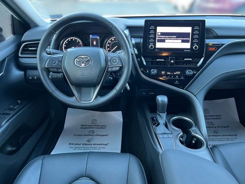 Used 2024 Toyota Camry SE image 22