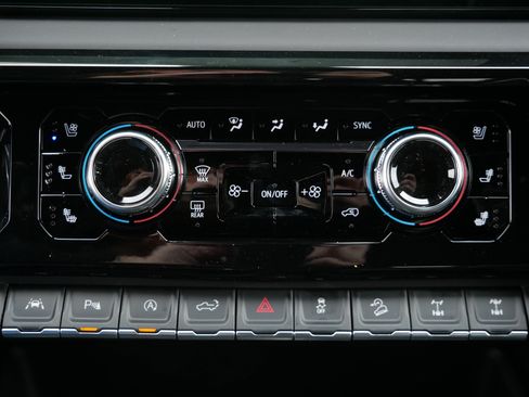 New 2026 GMC Sierra 1500 AT4X AWD/4WD image 8