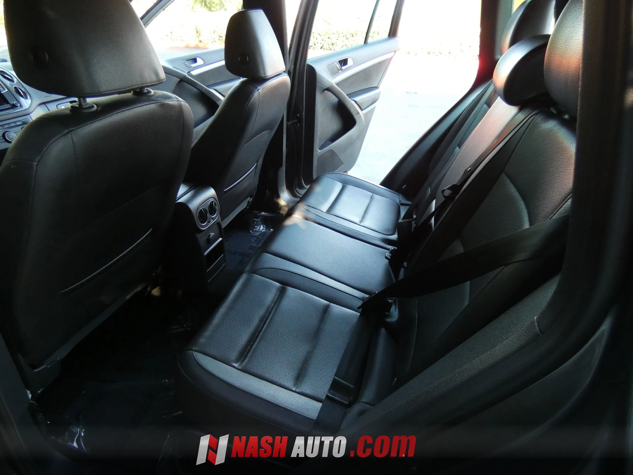 Used 2016 Volkswagen Tiguan R-Line FWD image 45