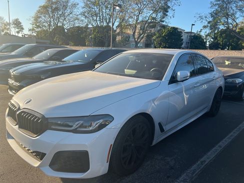 Certified 2023 BMW 540i 540i w/ M Sport Package image 3