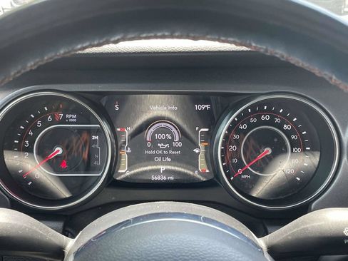 Used 2022 Jeep Gladiator Mojave w/ Cold Weather Group AWD/4WD image 28