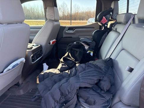 Used 2022 GMC Sierra 1500 SLT image 9