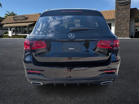 Used 2022 Mercedes-Benz GLC 300 image 6