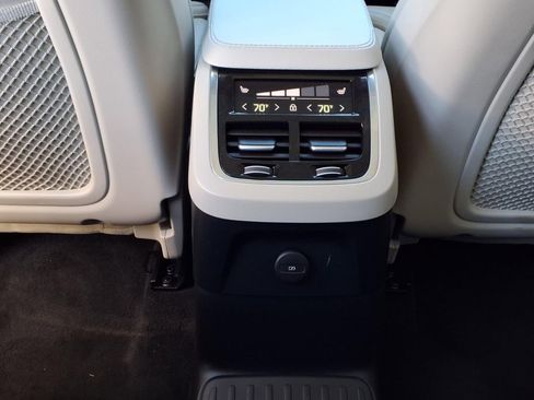 Certified 2023 Volvo XC90 T8 Ultimate w/ Protection Package Premier AWD/4WD image 25