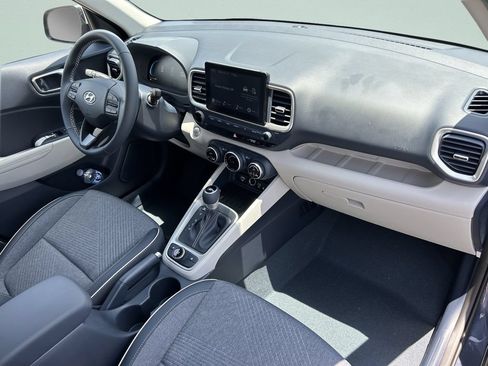 New 2026 Hyundai Venue SEL FWD image 14