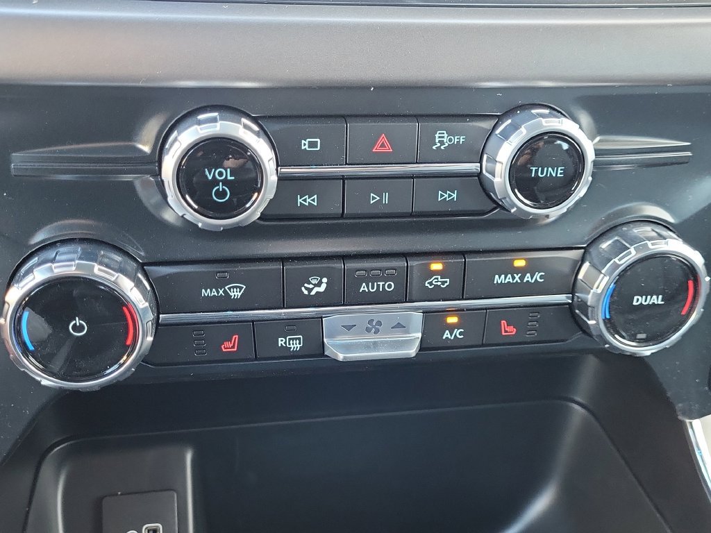 Used 2026 Ford F150 XLT w/ Equipment Group 302A MID AWD/4WD image 27