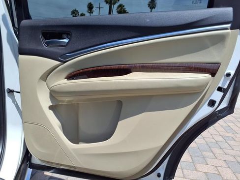 Used 2017 Acura MDX SH-AWD image 24