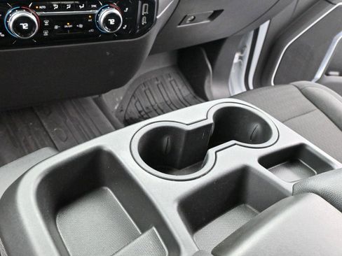 Used 2024 GMC Sierra 1500 Elevation image 19