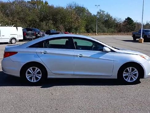 Used 2013 Hyundai Sonata GLS w/ Popular Equipment Pkg image 9