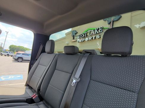 Used 2016 Ford F150 XLT AWD/4WD image 45