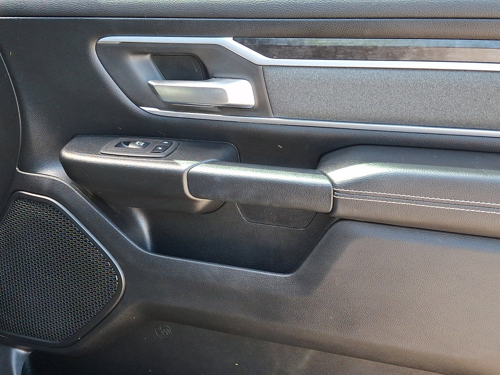 Used 2023 RAM 1500 Big Horn AWD/4WD image 8