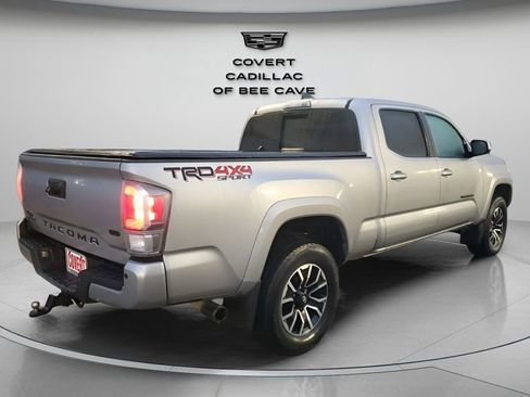 Used 2021 Toyota Tacoma TRD Sport w/ Technology Package image 9