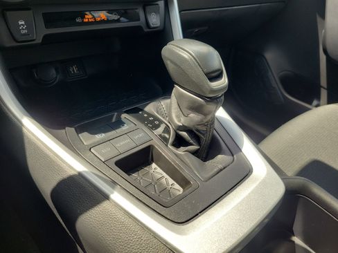 Used 2025 Toyota RAV4 XLE w/ Convenience Package FWD image 28