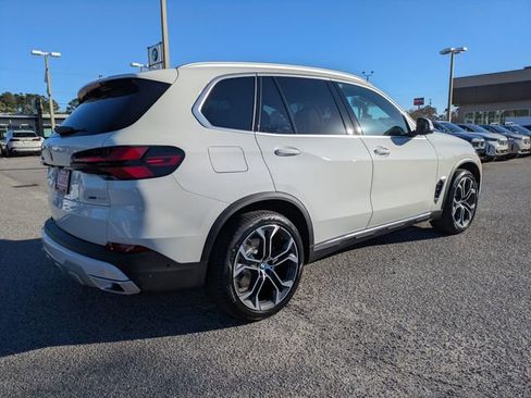 New 2026 BMW X5 sDrive40i w/ Executive Package image 5
