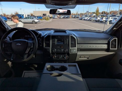Used 2019 Ford F250 XL w/ STX Appearance Package image 26