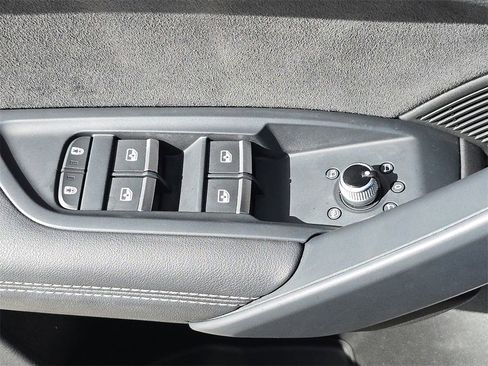 Used 2023 Audi SQ5 Premium Plus w/ Premium Plus Package image 23