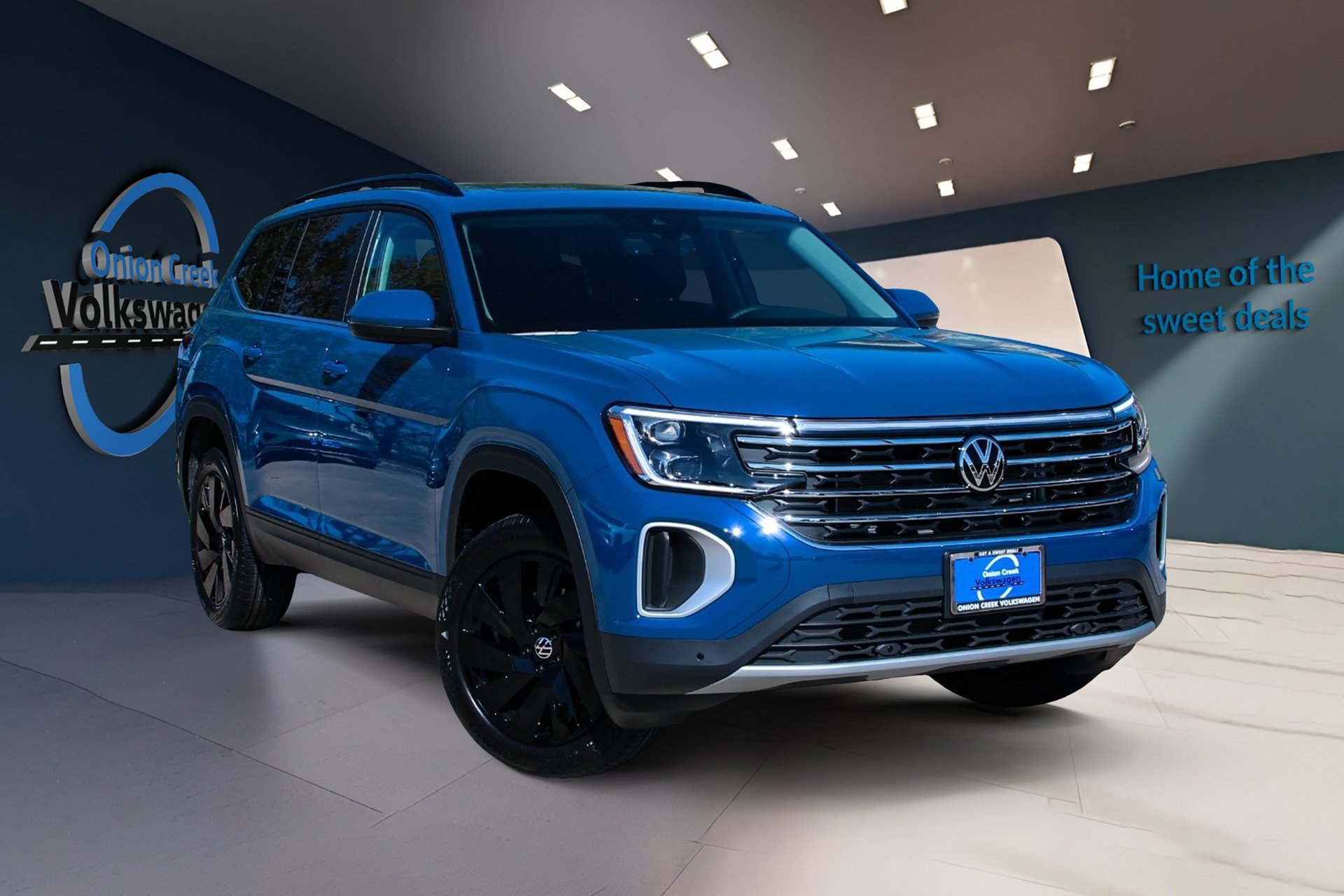 Certified 2026 Volkswagen Atlas SE FWD image 3
