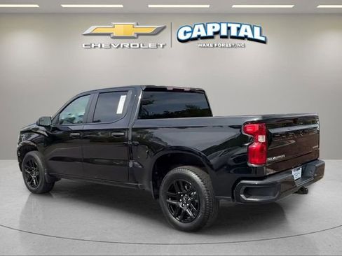 Used 2025 Chevrolet Silverado 1500 Custom image 4