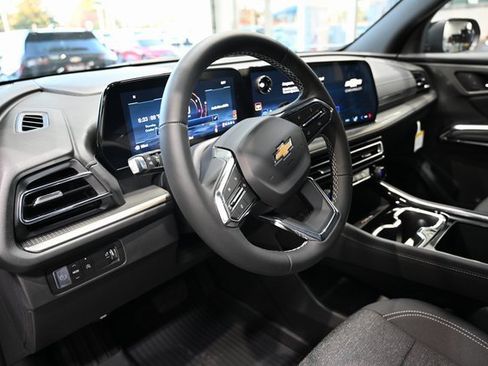 New 2026 Chevrolet Traverse LT w/ LPO, Floor Liner Package image 19