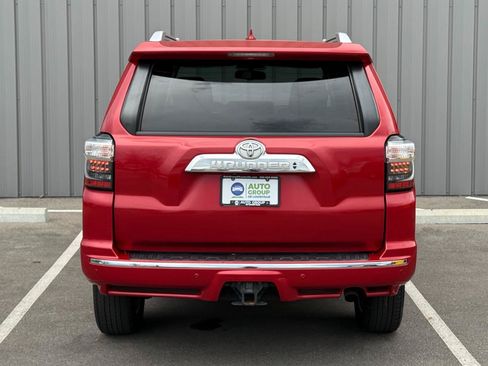 Used 2017 Toyota 4Runner Limited AWD/4WD image 6