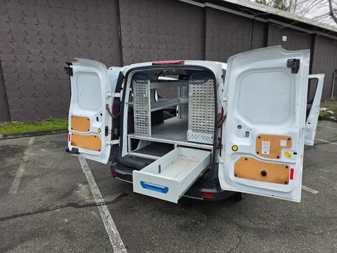 Used 2016 Ford Transit Connect XL image 40