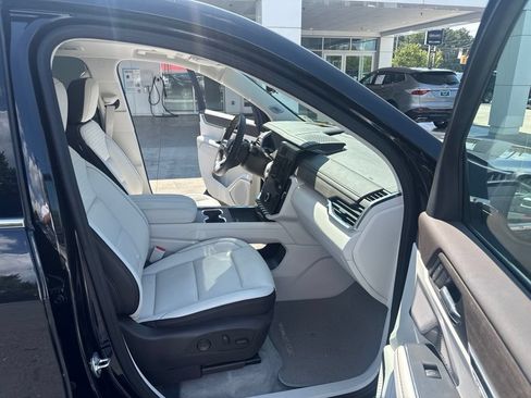 Certified 2024 GMC Acadia Denali w/ Super Cruise Package AWD/4WD image 14