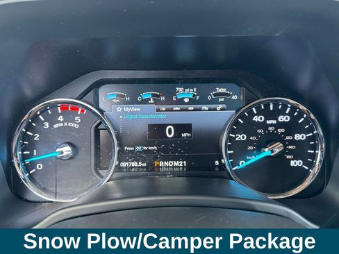 Used 2018 Ford F350 Lariat w/ Lariat Value Package AWD/4WD image 10