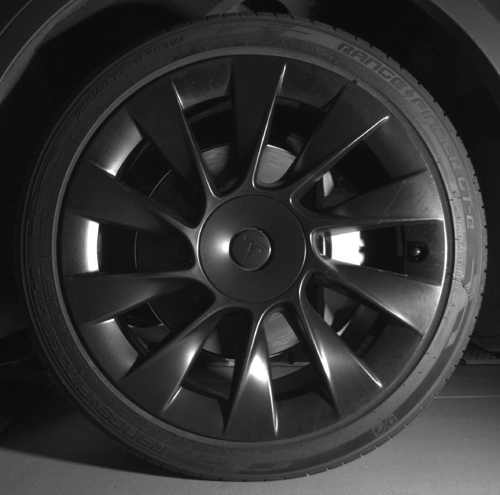 Used 2024 Tesla Model Y 2WD image 24