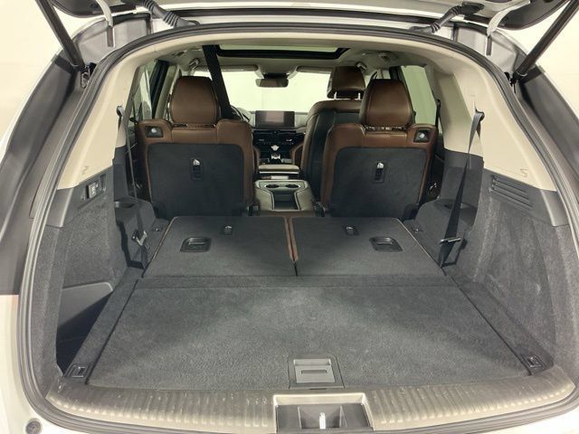 Used 2025 Acura MDX w/ Advance Package AWD/4WD image 30