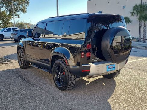 Used 2022 Land Rover Defender 110 image 13