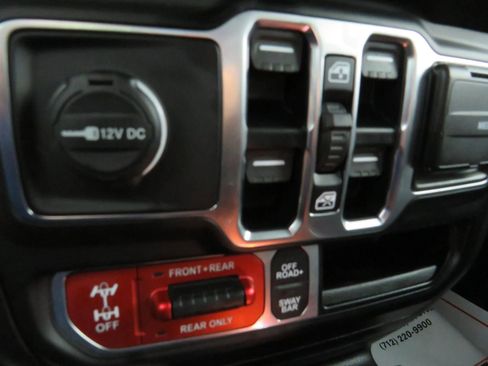 Used 2021 Jeep Wrangler Unlimited Rubicon image 23