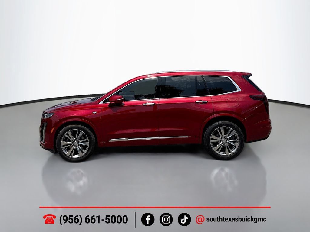 Used 2023 Cadillac XT6 Premium Luxury w/ Technology Package FWD image 4