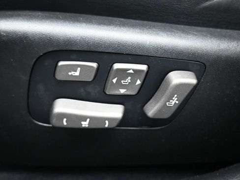 Used 2011 Lexus LS 460 L w/ Luxury Pkg image 12