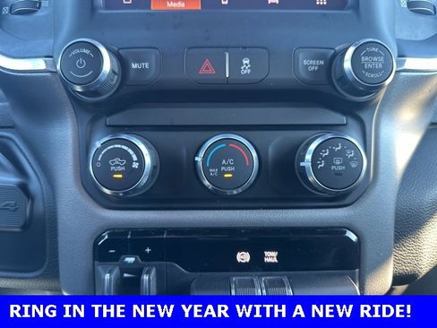 Used 2024 RAM 2500 Big Horn image 18