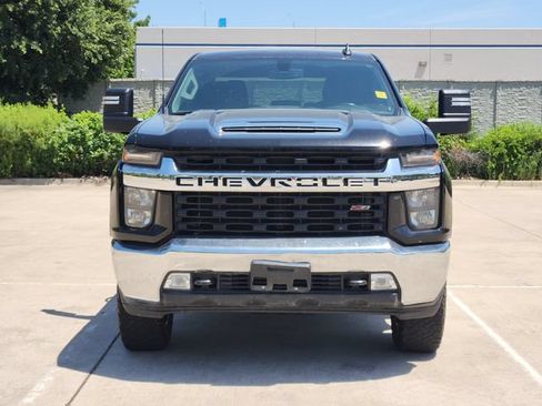 Used 2022 Chevrolet Silverado 2500 LT w/ Convenience Package AWD/4WD image 2