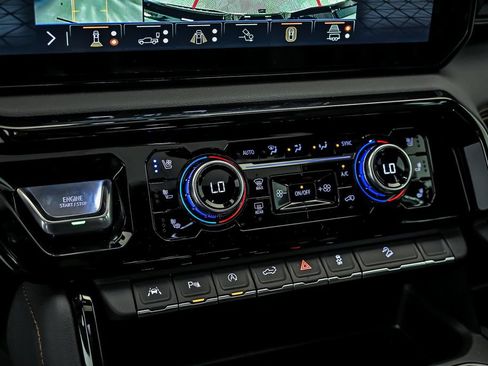 New 2026 GMC Sierra 1500 AT4 w/ Technology Package AWD/4WD image 20