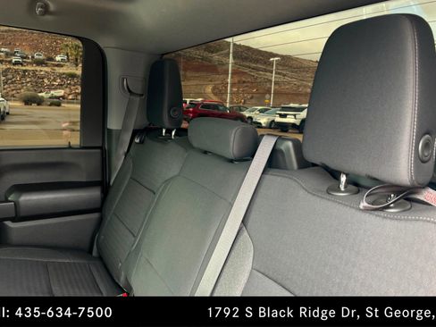 Used 2024 Chevrolet Silverado 2500 Custom w/ Custom Value Package image 20