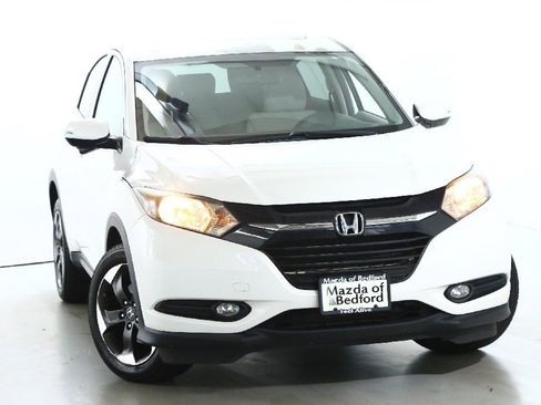 Used 2018 Honda HR-V EX image 1