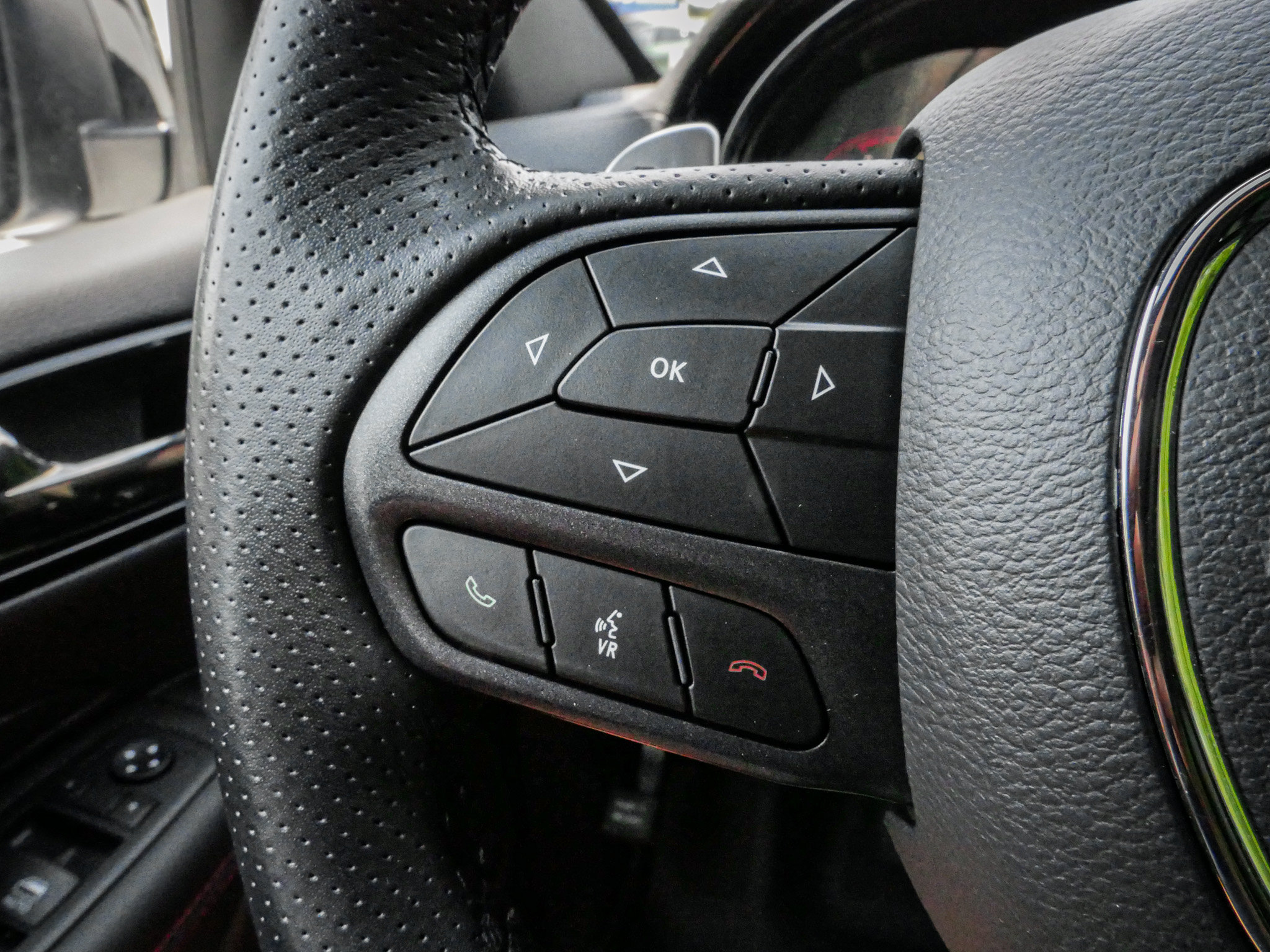Used 2025 Dodge Durango R/T AWD/4WD image 19