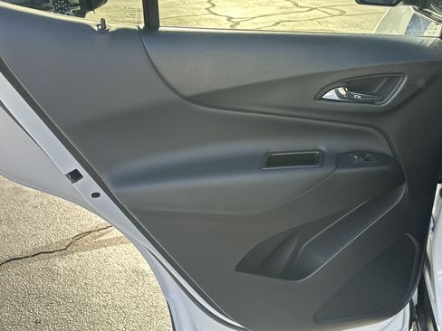 Certified 2023 Chevrolet Equinox LT image 22