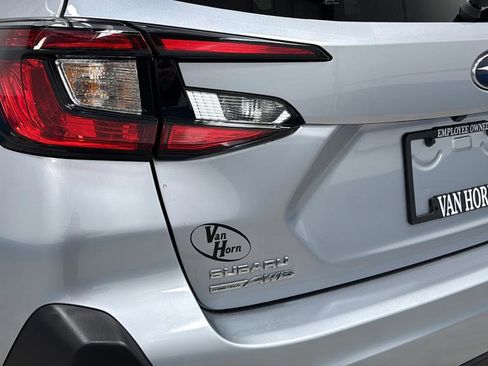 Used 2024 Subaru Crosstrek 2.0i Premium image 36