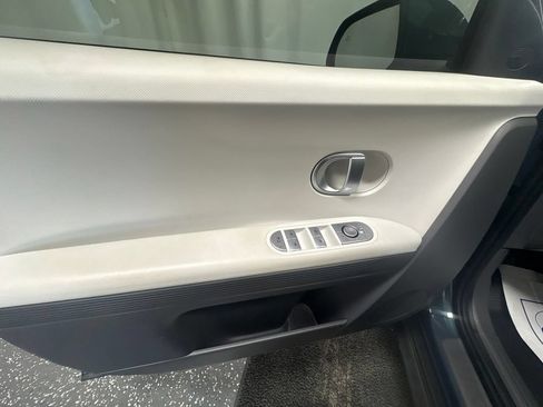 Used 2024 Hyundai Ioniq 5 SEL AWD/4WD image 16