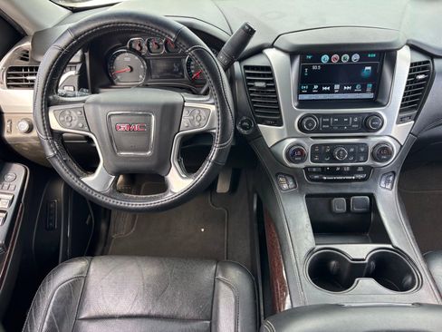 Used 2019 GMC Yukon XL SLT AWD/4WD image 19
