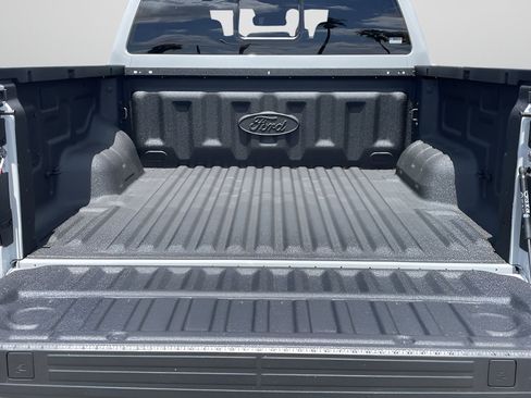 New 2026 Ford Ranger XLT w/ Technology Package AWD/4WD image 9