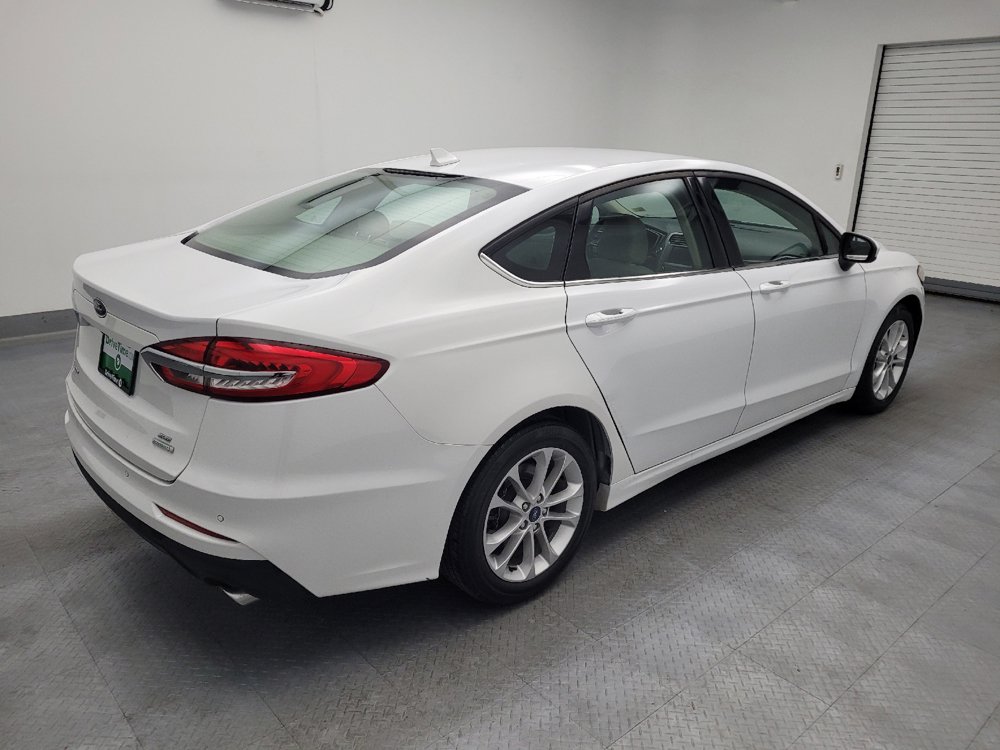 Used 2020 Ford Fusion SE FWD image 10