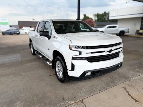 Used 2020 Chevrolet Silverado 1500 RST AWD/4WD image 3