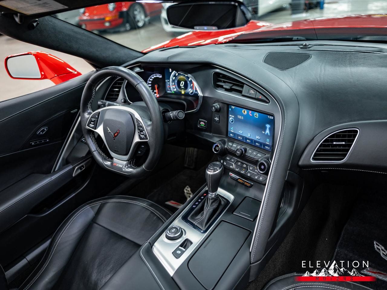 Used 2015 Chevrolet Corvette Z06 w/ 3LZ Preferred Equipment Group RWD image 16