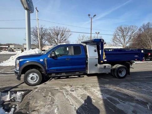 New 2026 Ford F550 4x4 SuperCab Super Duty image 3