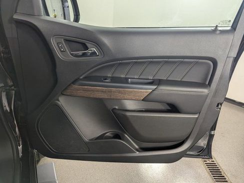 Used 2022 GMC Canyon Denali w/ Denali Black Edition Package image 26