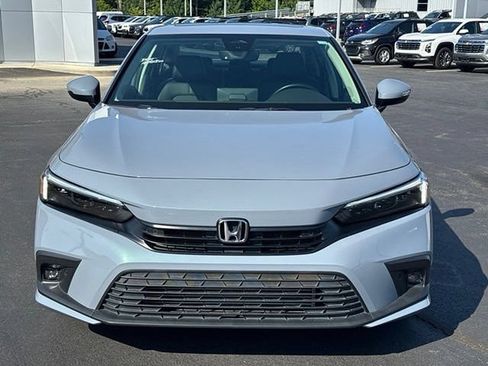 Used 2024 Honda Civic Touring image 7